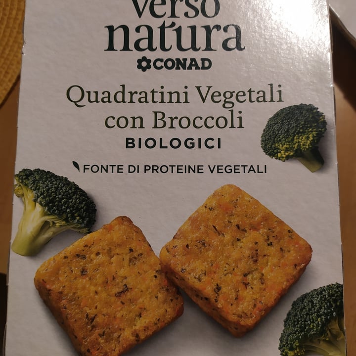 photo of Verso Natura Conad Veg Quadratini vegetali con broccoli biologici shared by @carmenvarrella on  21 Aug 2022 - review