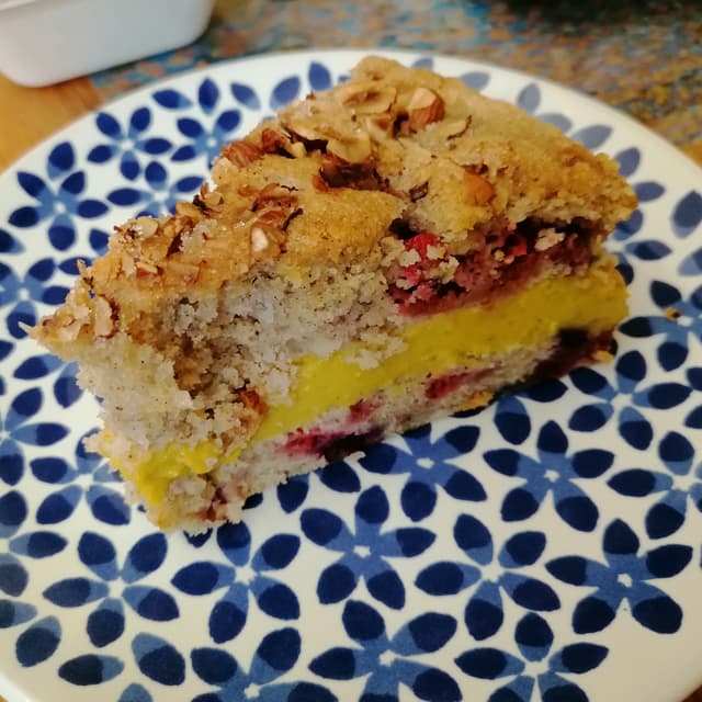 Foto del piatto “Torta nocciole e crema pasticcera”