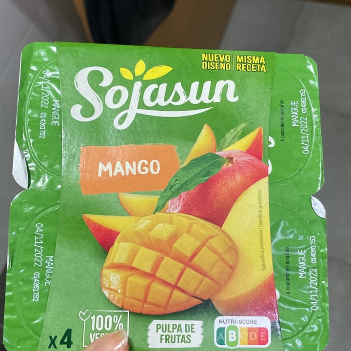 photo of Sojasun Yogur De Soja Con Pulpa De Mango shared by @veggiveg on  24 Oct 2022 - review