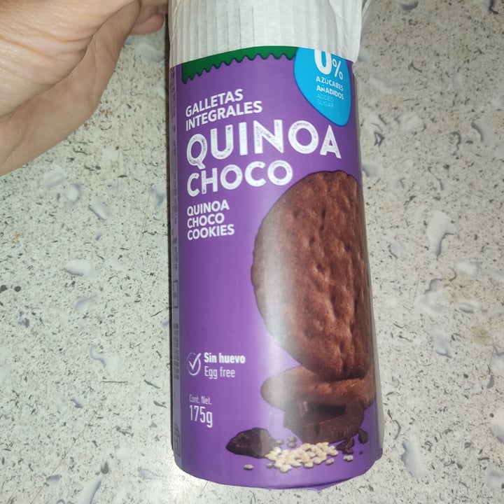 review photo of Santiveri Galletas integrales de Quinoa y cacao shared by @fredoomfortheanimals on 30 Aug 2022 - review