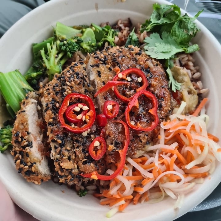 photo of Veggie Grill Far East Bowl shared by @sofihuasteca on  22 Jun 2021 - review