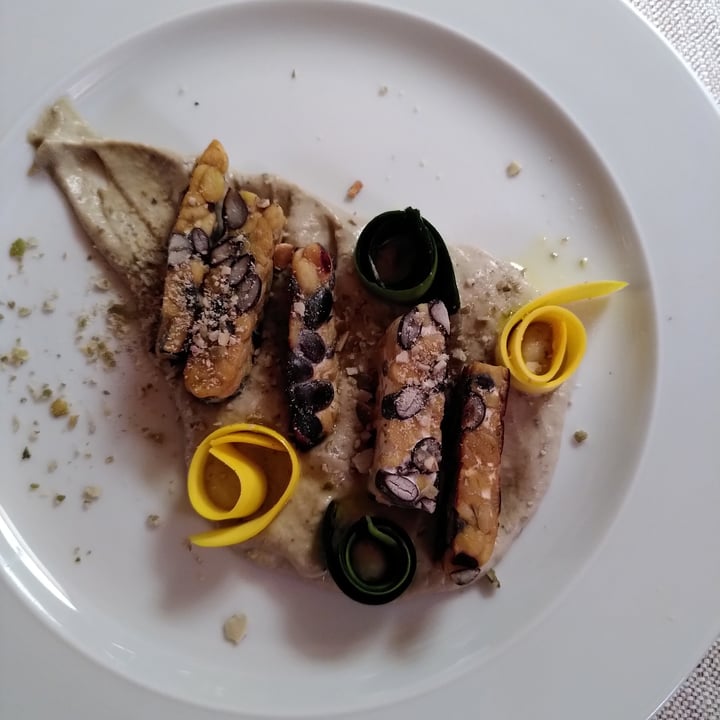 photo of Al Tiglio cucina naturale / Ristorante Veg Babaganoush e tempeh shared by @filippogarlant on  17 Jun 2022 - review