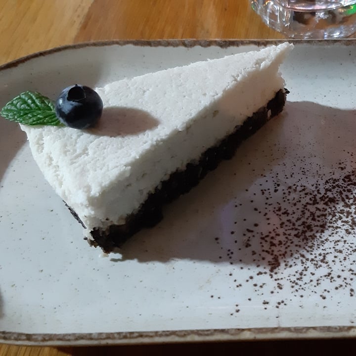 photo of Naar Coconut cheesecake shared by @francescaglad7 on  19 Feb 2022 - review