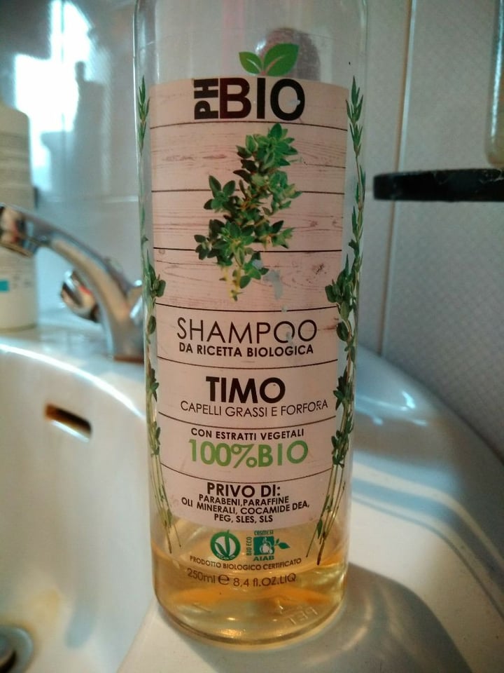 photo of Phbio Shampoo Timo shared by @ravanellocurioso on  18 Feb 2020 - review