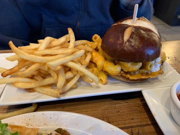 photo of Trio Plant-based Mac Attack shared by @plantbasedsusan on  27 Mar 2020 - review