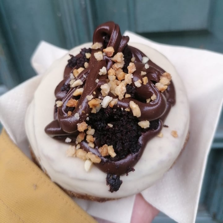 photo of chök the chocolate kitchen Cronut shared by @cgo98 on  02 Jan 2021 - review