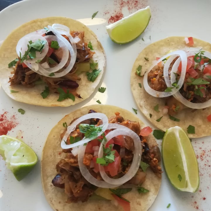 photo of TxuKruT Vegan Bar Tacos Pastor shared by @karopaoli on  04 Oct 2020 - review
