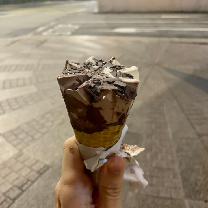 photo of Plant Kitchen (M&S) Chocolate and vanilla cones shared by @heruvimdi on  03 Sep 2021 - review