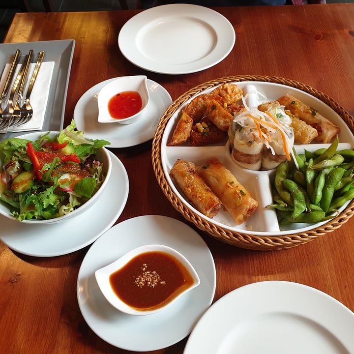 photo of Vevi Restaurant Mix Vorspeise für 2 Personen shared by @janaplantpowered on  01 Oct 2020 - review
