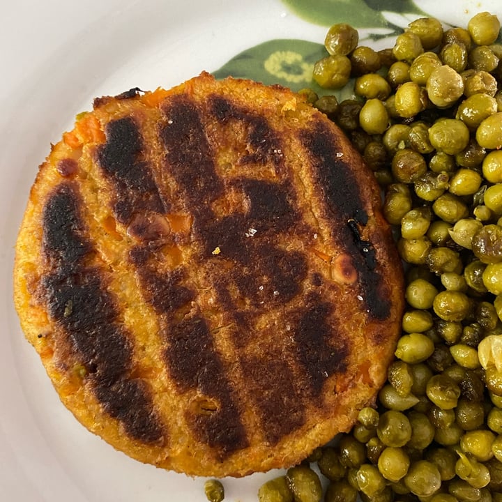 photo of Just Veg! (ALDI Italy) Burger Vegetale Alle Carote shared by @gaiar96 on  28 Aug 2022 - review