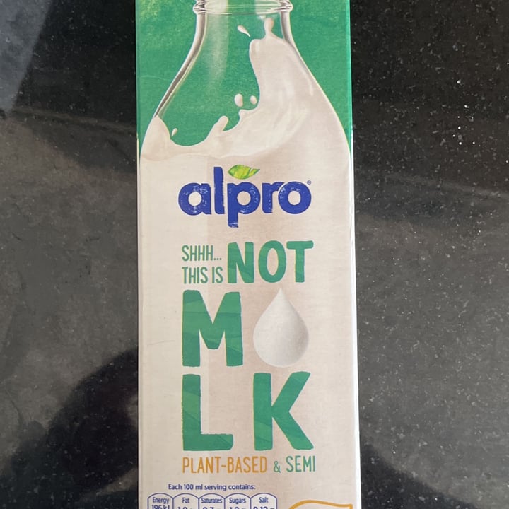 review photo of Alpro Alpro, Not Milk, Oat, 1.8% Fat shared by @faancina on 17 Apr 2022 - review