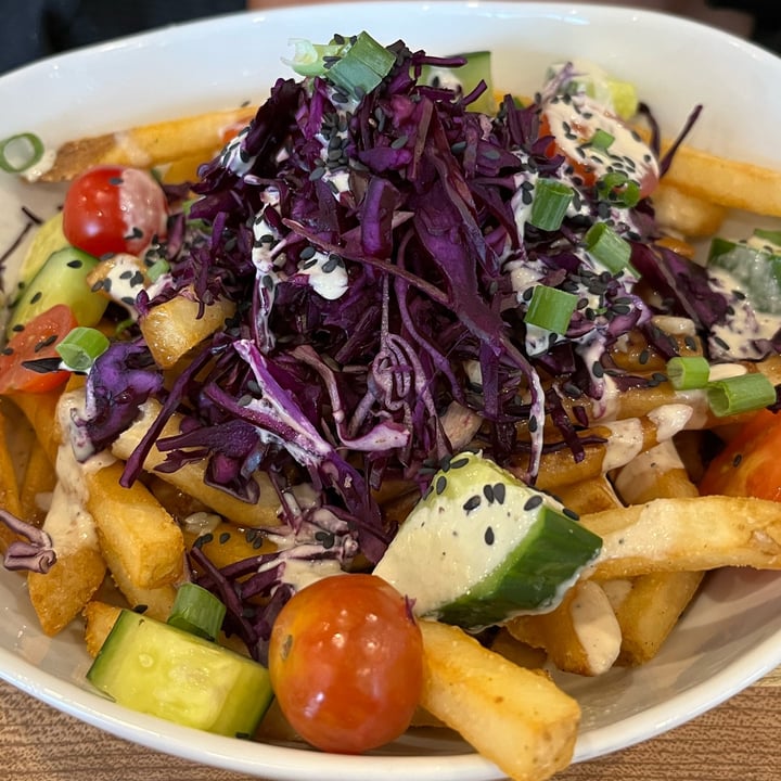 photo of Naked Cafe Market Poutine shared by @ecoveg on  04 Nov 2022 - review