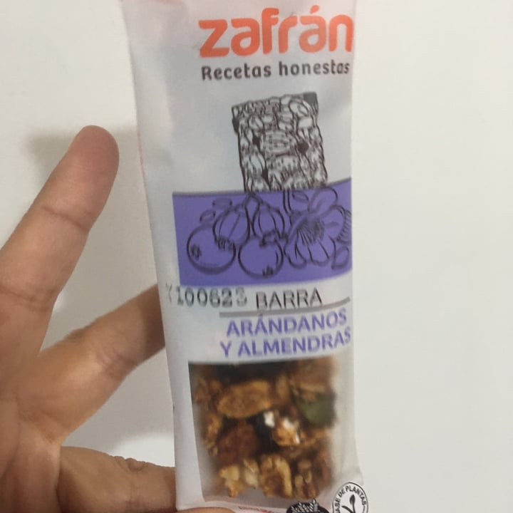 review photo of Zafran Barra de Almendras & arándanos shared by @nubosidadvariable on 19 Oct 2022 - review