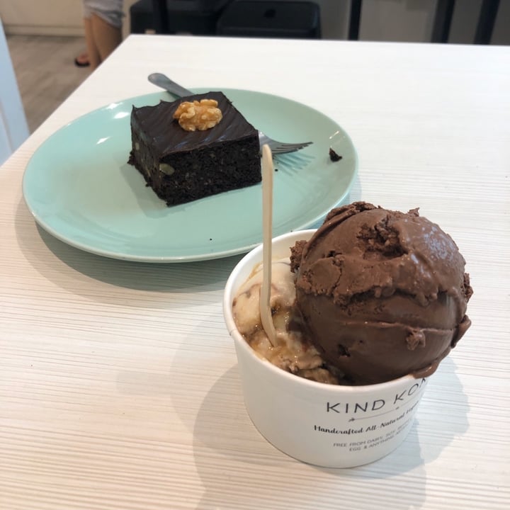 photo of Kind Kones Salted Chocolate Chip Ice Cream shared by @katherinegloria on  26 Feb 2020 - review