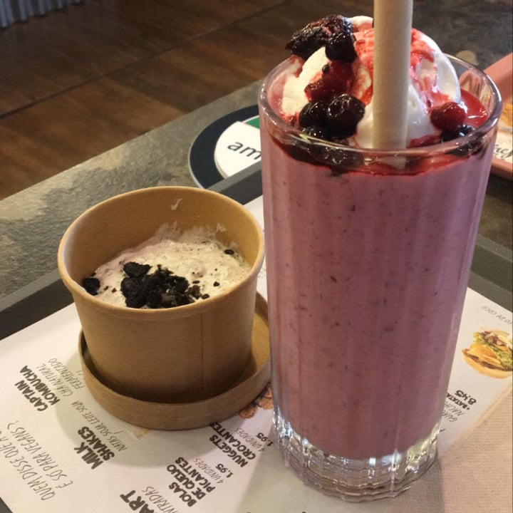 photo of Mother Burger - Amoreiras Berries Smothie shared by @mariaperes on  23 Jul 2021 - review