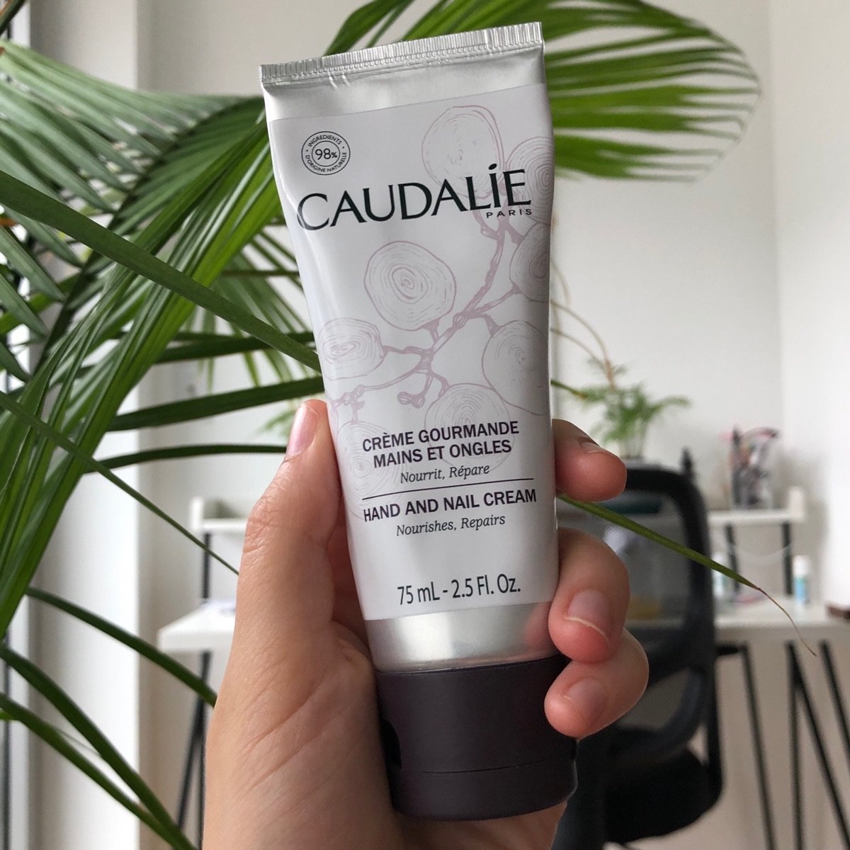Caudal e Hand and nail cream Reviews abillion