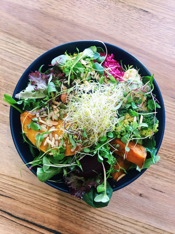 review photo of Hunters Harvest Yogi Bowl shared by @nourishbyneek on 13 Mar 2018 - review