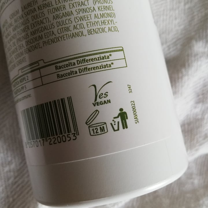 photo of Avenil bagnodoccia shower gel shared by @millabazzocchi on  18 Mar 2022 - review