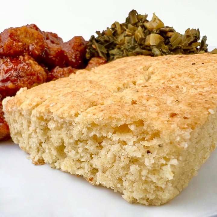 photo of Dirty Lettuce Classic Cornbread shared by @pdxveg on  27 Dec 2021 - review