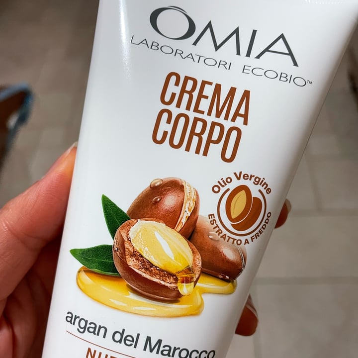 photo of Omia Crema corpo erboristica all'olio di argan shared by @vegiu on  03 Apr 2022 - review