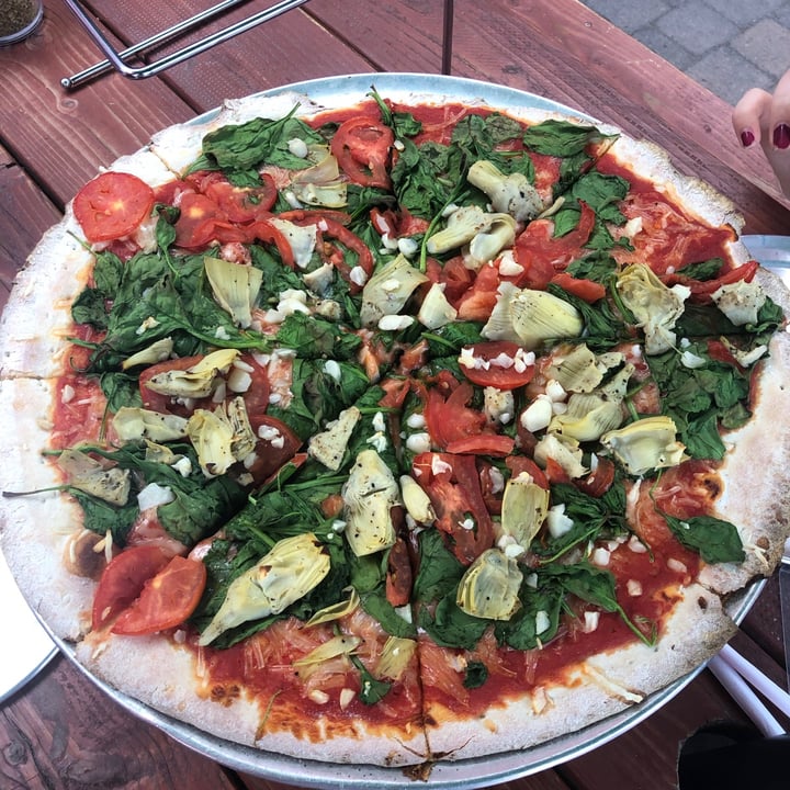 photo of Slice of Sierra Pizza Co. California (Vegetarian Pizza) shared by @erynn-tait on  15 Jul 2021 - review