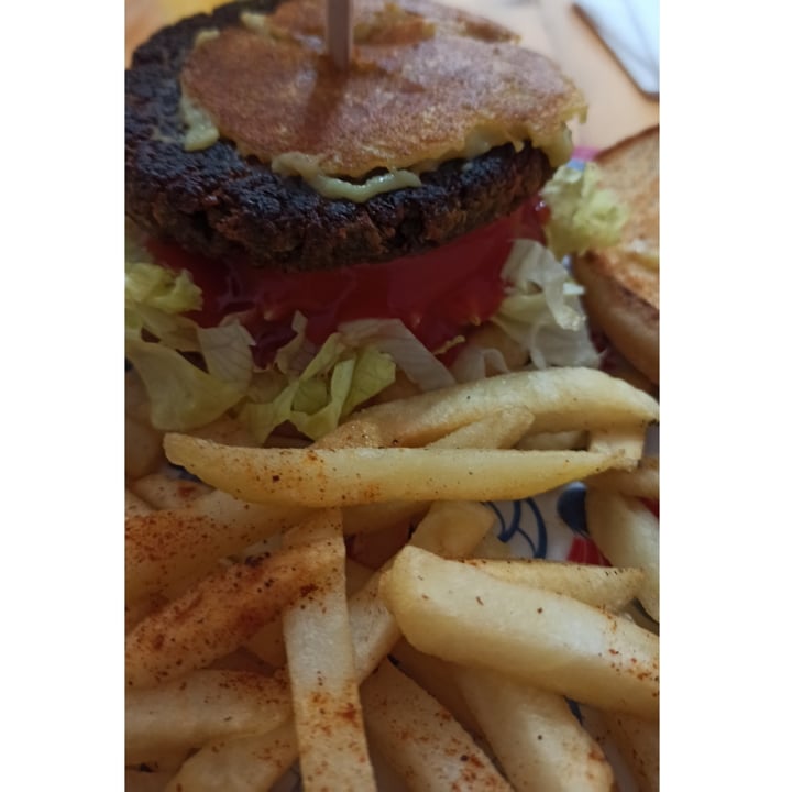 photo of Mercy vegan food HardcoreVurguer shared by @vtopia on  07 Oct 2020 - review