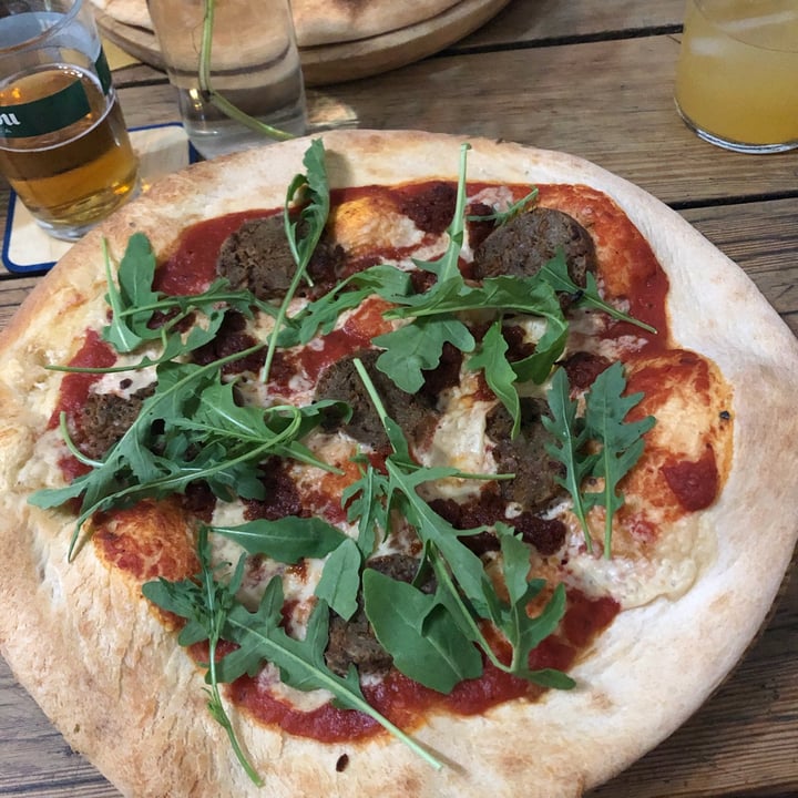 photo of Pura Vida Vegan Bar (Santa y Pura) Pizza alemana shared by @astrid269 on  18 Sep 2022 - review