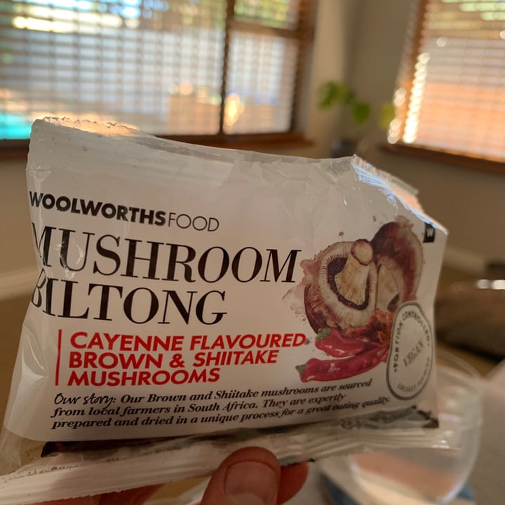 photo of Woolworths Food Mushroom Biltong - Cayenne Flavoured Brown & Shiitake Mushrooms shared by @stuartdyer on  02 Aug 2020 - review
