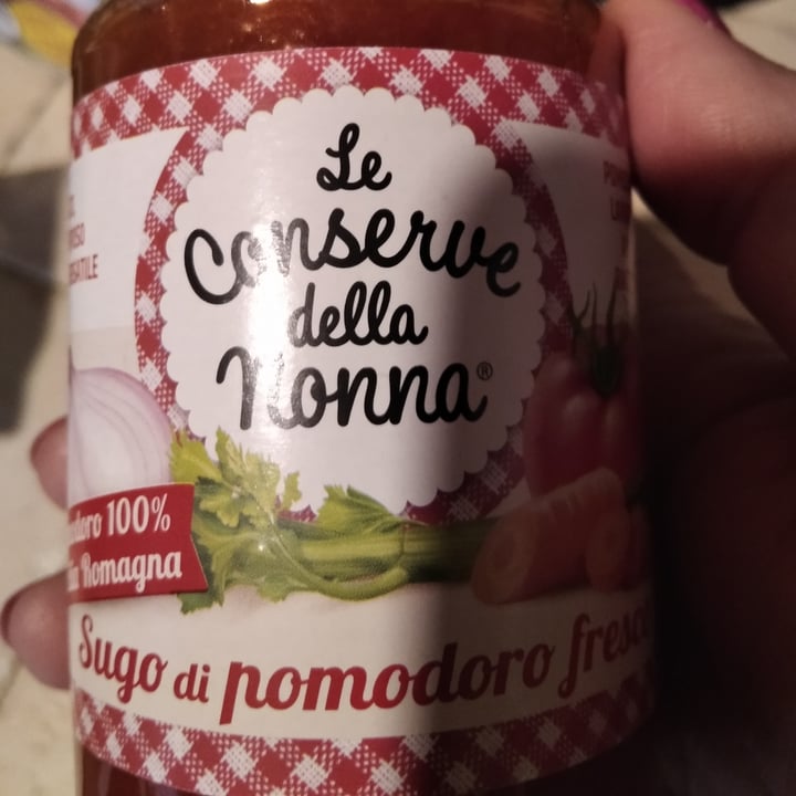 photo of Le conserve della nonna Sugo Di Pomodoro Fresco shared by @lory66 on  05 May 2022 - review