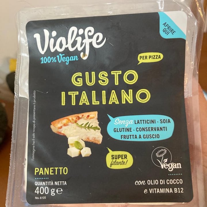 photo of Violife Gusto italiano - panetto per pizza shared by @fiachod on  23 Oct 2022 - review