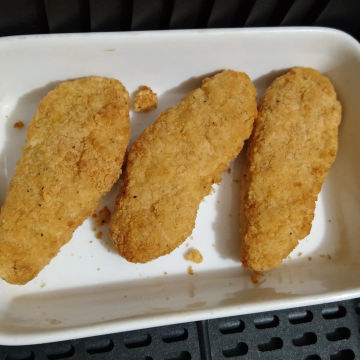 photo of Beyond Meat Beyond Chicken Plant-Based Breaded Tenders shared by @anasbernal94 on  26 Mar 2022 - review