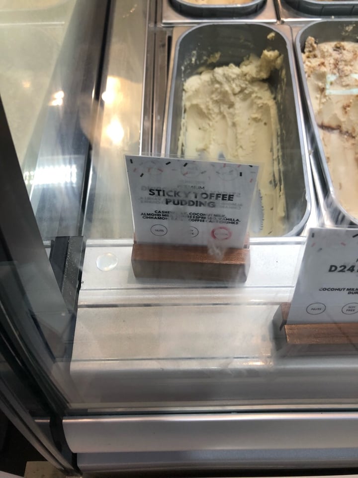 photo of Kind Kones Sticky Toffee in Gluten-Free Almond Cone shared by @ekbakkelund on  26 May 2019 - review