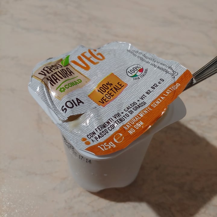 review photo of Verso Natura Conad Veg Yogurt Soia Frutta e Cereali shared by @letiziab on 04 Sep 2022 - review