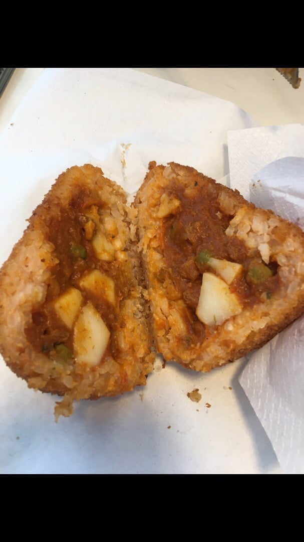 review photo of Bar Dolcezza di Cuscunà Temistocle Arancino shared by @occhiverdinelmirino on 20 Feb 2020 - review