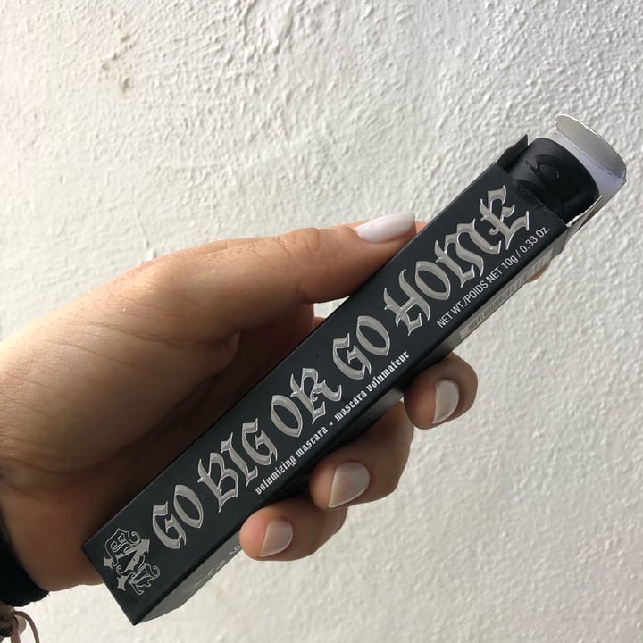 review photo of Kat von d Mascara Go Big Or Go Home shared by @lunapimentel on 11 Nov 2022 - review