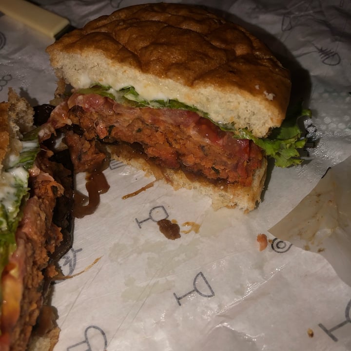 review photo of Santo de Casa Hambúrguer Fradinho shared by @milenarodrigues on 26 Dec 2021 - review