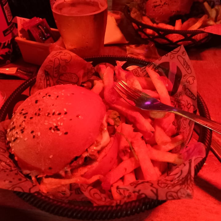 photo of Lado V Not Burger Milipili shared by @roxber on  05 Jun 2022 - review