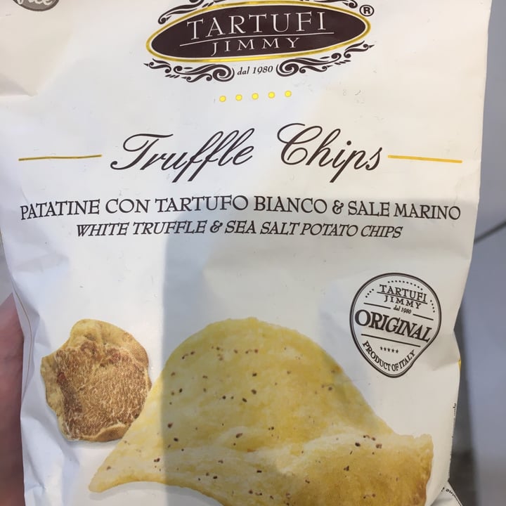 review photo of Tartufi Jimmy Truffle potato chips shared by @allergictomeat on 27 Jun 2020 - review