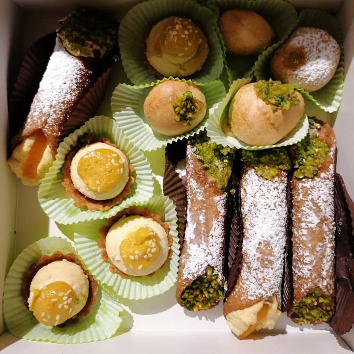 photo of Leccornie Pasticcini shared by @giordanothelab on  05 Mar 2022 - review