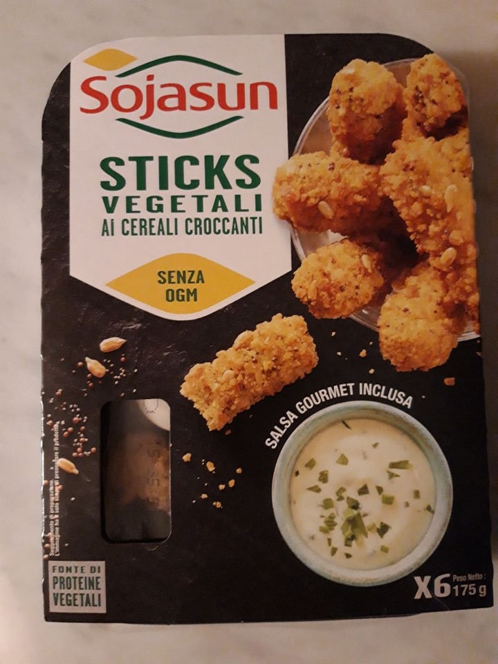 photo of Sojasun Sticks vegetali ai cereali croccanti shared by @valent18 on  28 Feb 2020 - review
