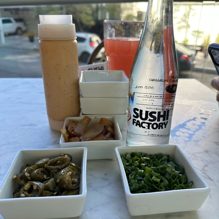 photo of Sushi Factory Cititower Poke vegano shared by @berryveganplanet on  01 Oct 2022 - review