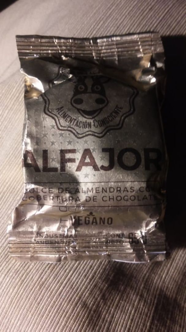 photo of Felices Las Vacas Alfajor Negro shared by @mddxsl on  25 Jan 2020 - review