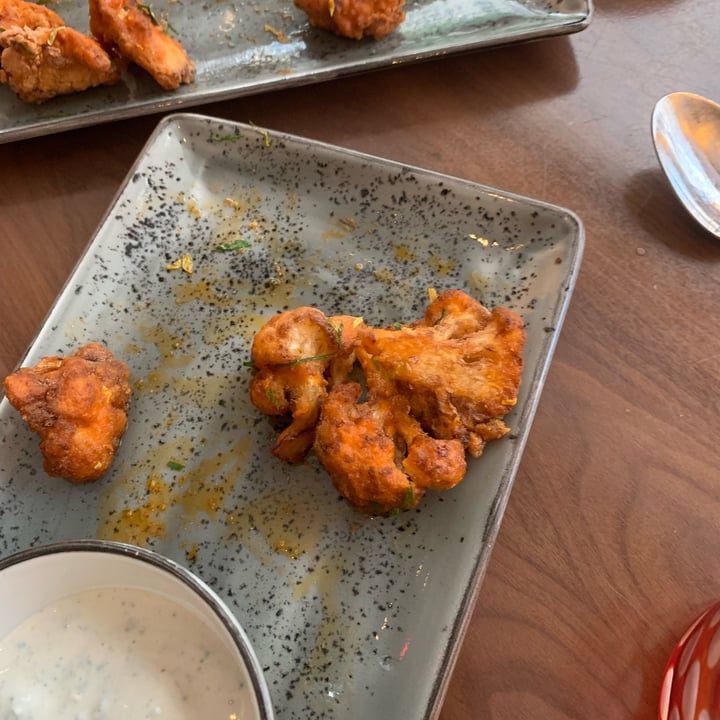 review photo of Empire cafe & Grill Cauliflower Wings shared by @courtneykennedy on 18 Jun 2022 - review