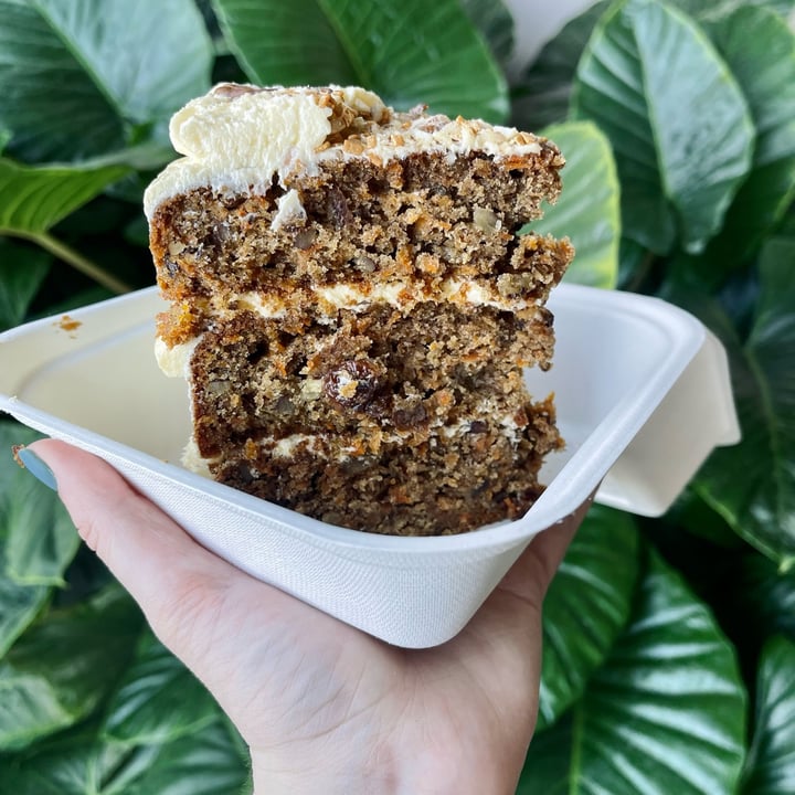 photo of Kaylee's Eatery Carrot Cake shared by @jeanne-marie on  28 Apr 2022 - review
