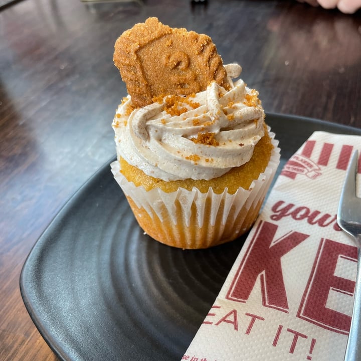 review photo of Ferguson Plarre Bakehouses - Hoppers Crossing Biscoff Cupcake shared by @hannahthevegan on 02 Dec 2022 - review