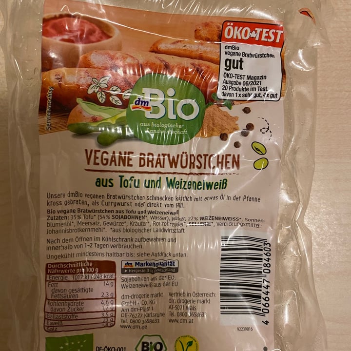 review photo of dmBio Vegane Bratwürstchen shared by @veganmind on 01 Sep 2022 - review
