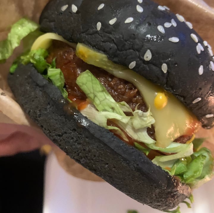 photo of EnVie Vegan The Dark Knight burger shared by @basia on  22 Jun 2020 - review