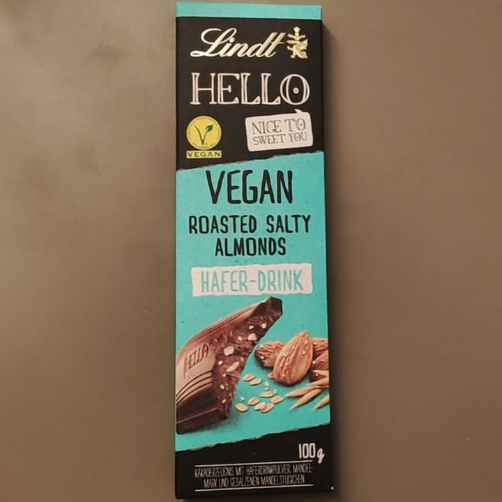 photo of Lindt Hello Vegan Roasted Salty Almonds shared by @entropyinside on  06 Dec 2022 - review