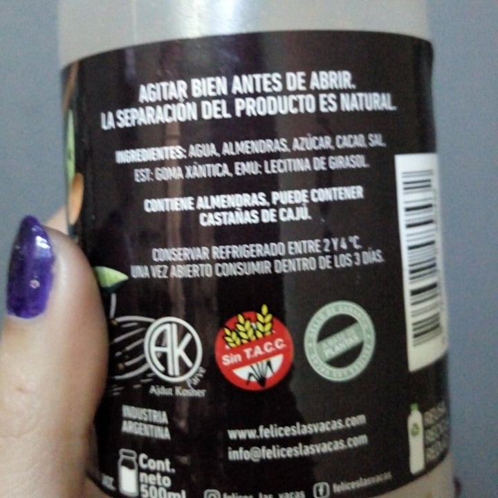 review photo of Felices Las Vacas Bebida de Almendras Chocolatada shared by @camille22 on 22 Nov 2021 - review