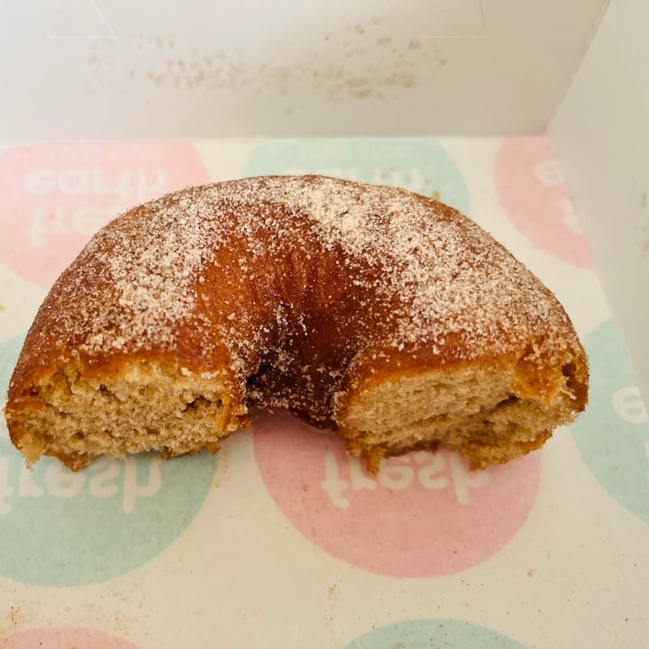 photo of Fresh Earth Food Store Cinnamon Donut shared by @reshmikhan on  16 Apr 2022 - review